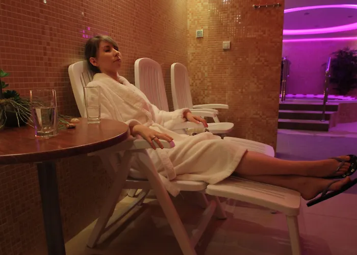 홀리데이파크 Martini 미엥지즈드로예